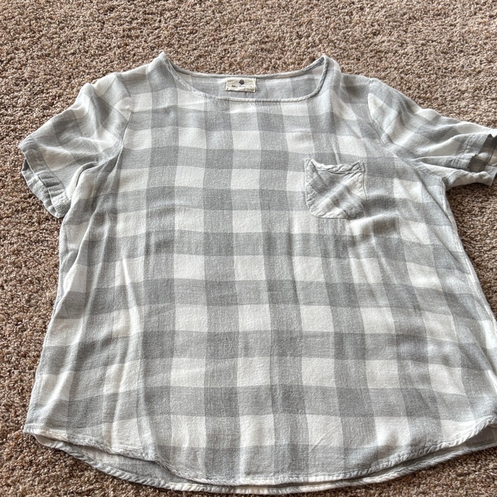 Casual Gray Checkered Women's Tee